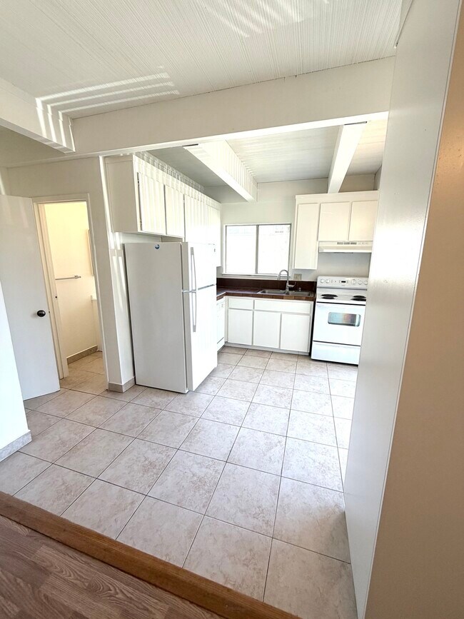 Foto del edificio - 7201-7245 Bark Ln