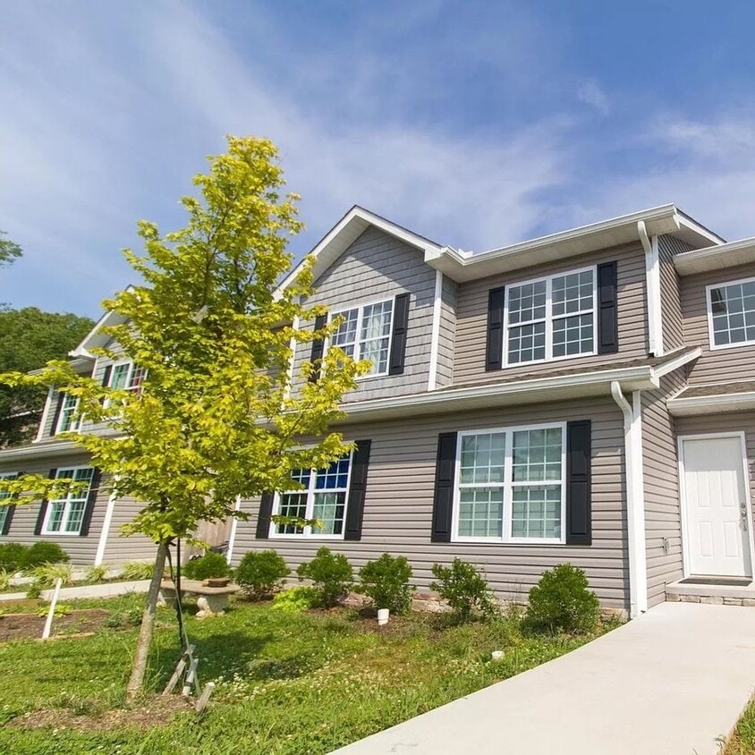 353 W Lincoln Rd, Alcoa, TN 37701 House Rental in Alcoa, TN