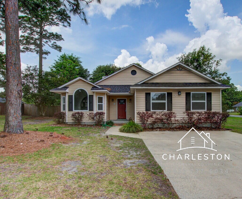 Foto principal - 8115 Pleasant Ridge Dr