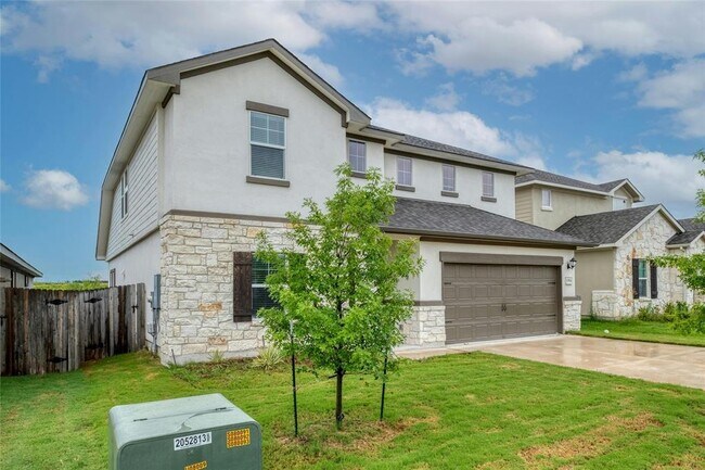 Building Photo - 13924 Heartland Dr
