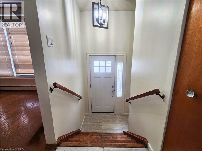 Building Photo - 131 Baldwin Ave