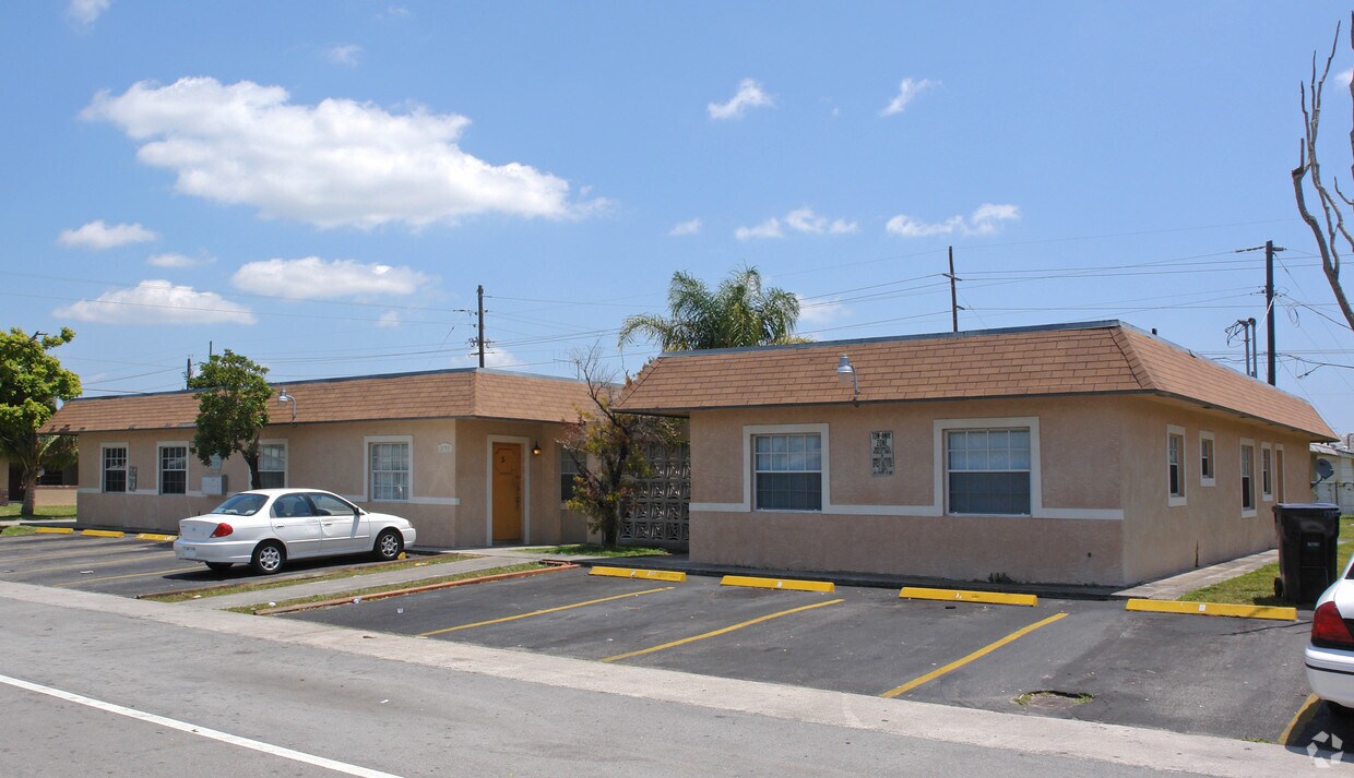 Foto del edificio - 3990 NW 31st Ave
