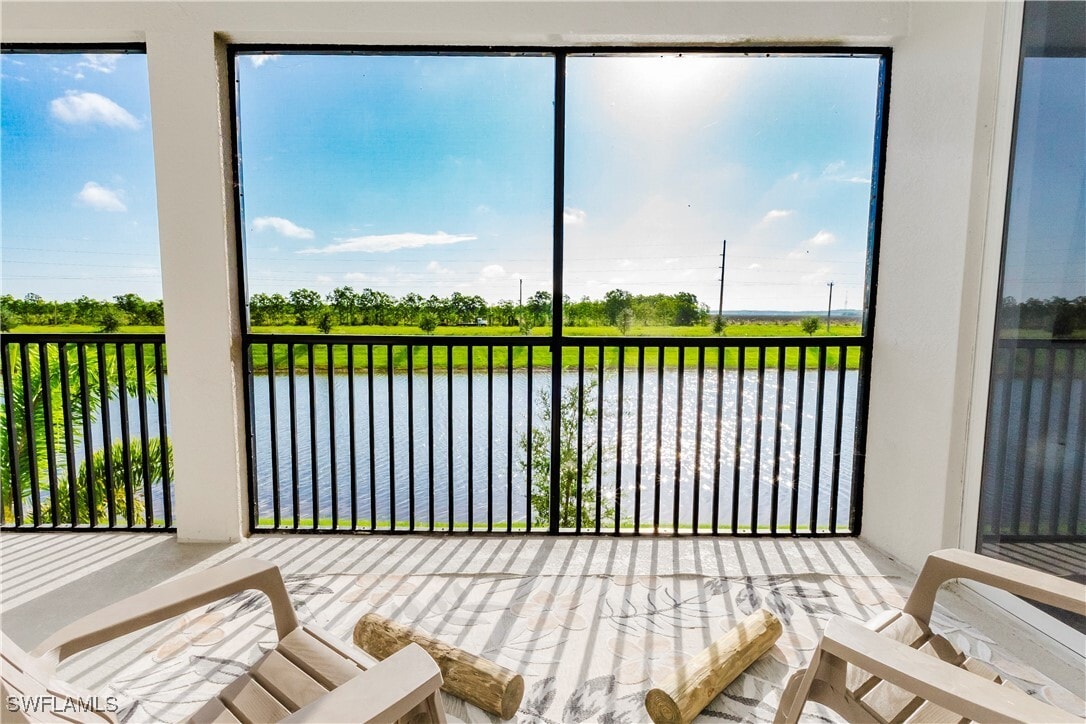 Foto principal - 5680 Melbourne Ct