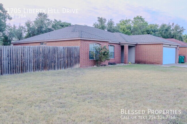 Building Photo - 1705 Liberty Hill Dr