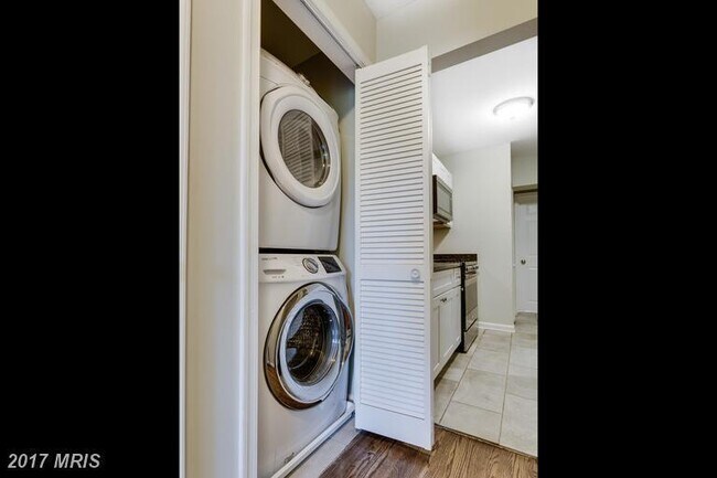 Foto del edificio - 1411 Ridge Pl SE