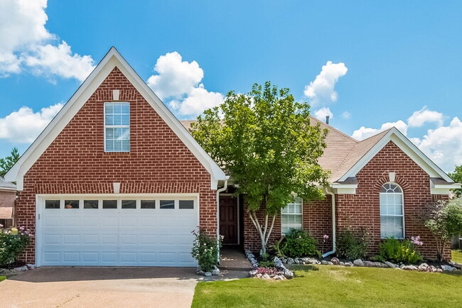 Building Photo - 5726 Sparrow Run