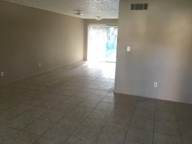 Building Photo - 6155 Tuscony Cir