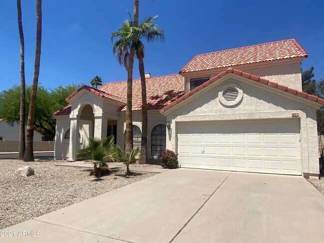 Foto del edificio - 1220 E Campbell Ave