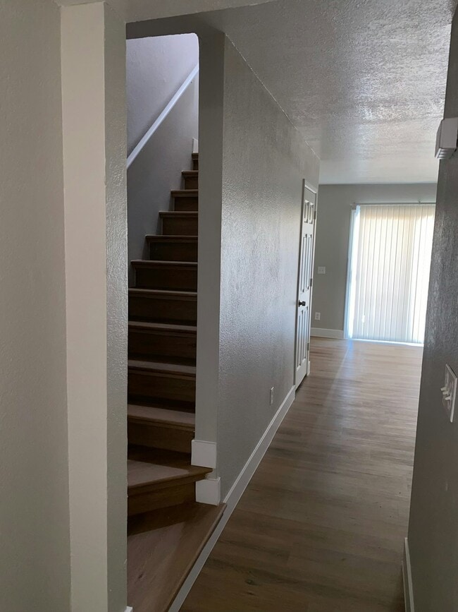 Building Photo - 2814 E Le Marche Ave