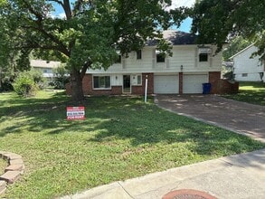 Building Photo - 7201 Hardy Ave