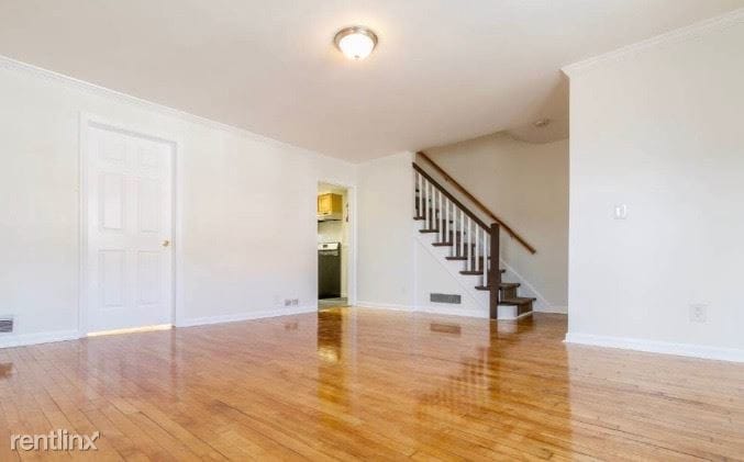 Primary Photo - 3 br, 1 bath Apartment - 74 Avenue E