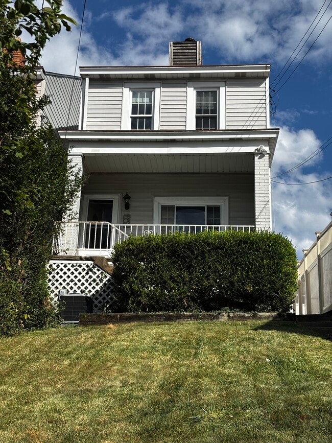 Building Photo - 407 Griffin St