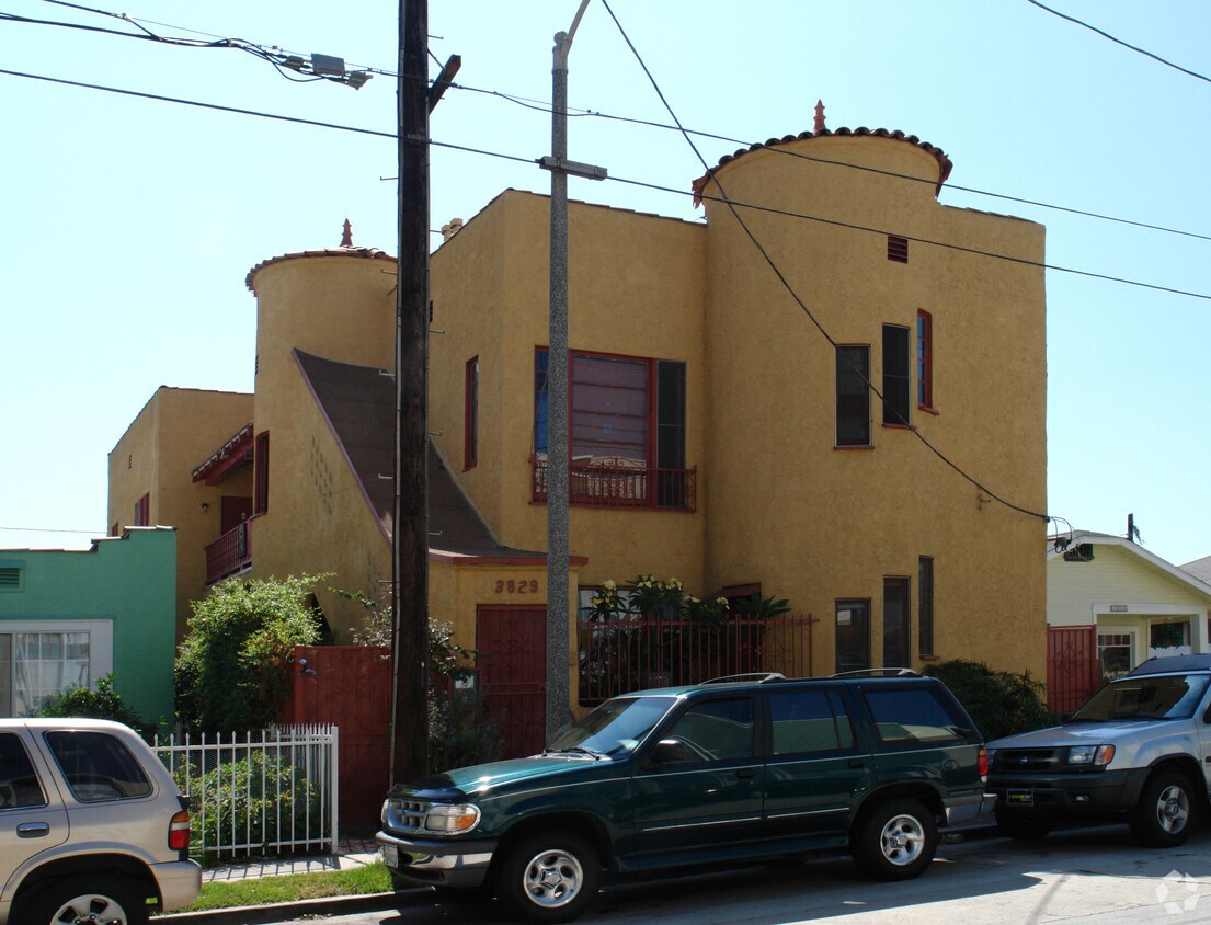 3829 Vinton Ave, Culver City, CA 90232 Apartments in Culver City, CA