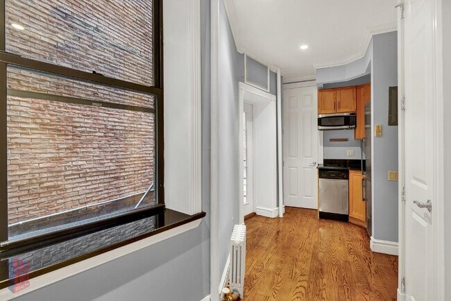 Foto del edificio - 330 E 35th St