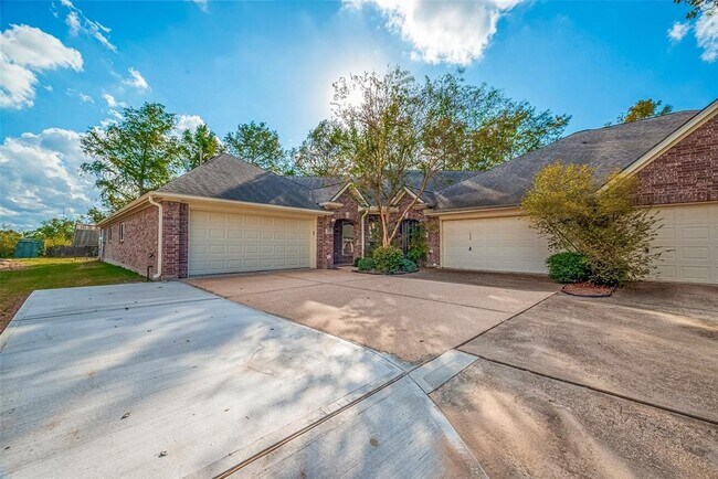 Building Photo - 1537 Sun Meadow Blvd