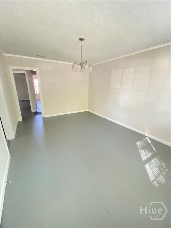 Foto del edificio - 1318 E 53rd St