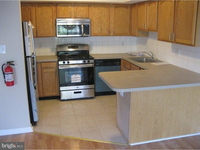 Foto del edificio - 6 Meadow Rue Ln