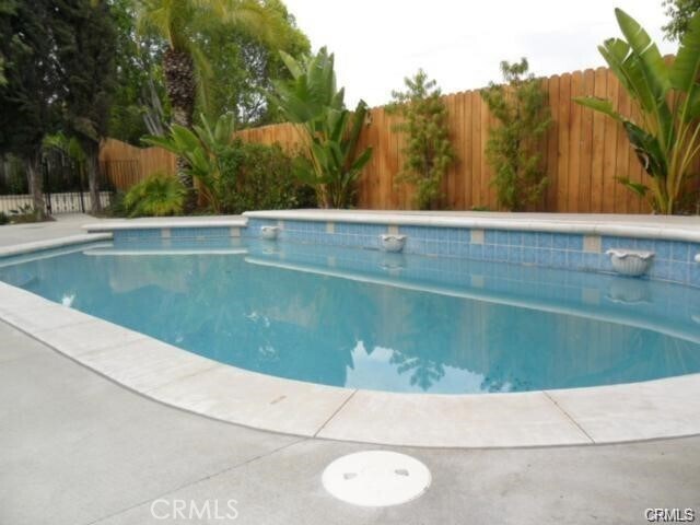 Foto del edificio - 328 La Tortola Dr