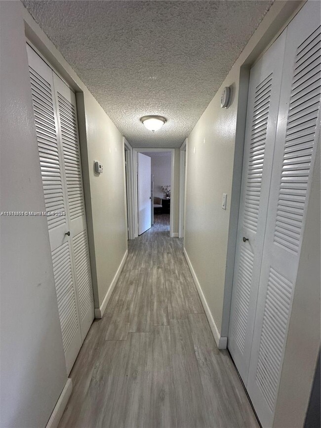 Foto del edificio - 13870 SW 62nd St