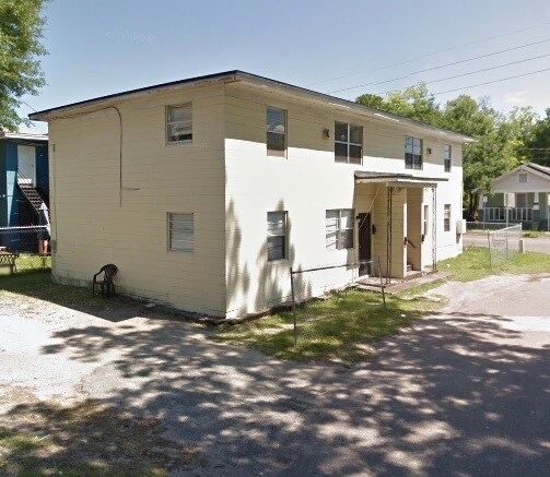 Building Photo - 1805 Cleveland St