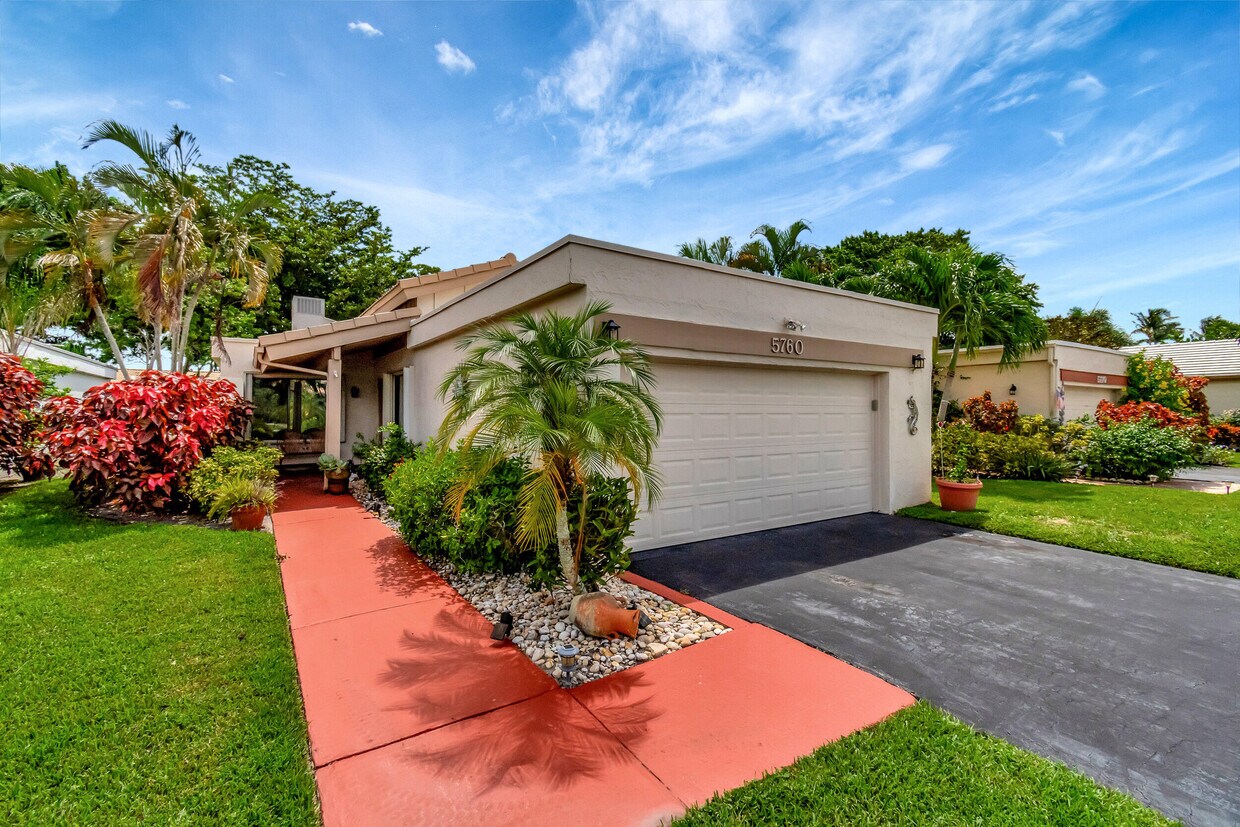 Primary Photo - 5760 Piping Rock Dr