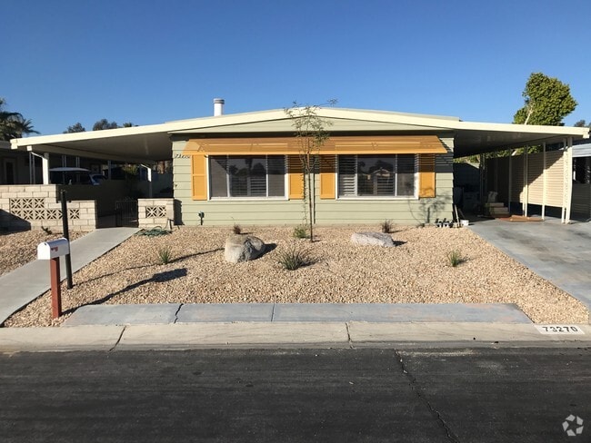 Building Photo - 73270 Desert Greens Dr N