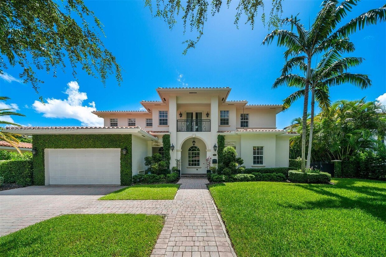 Foto principal - 3703 Anderson Rd