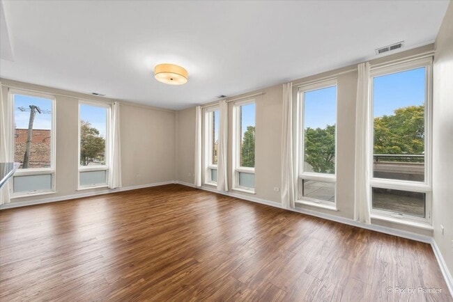 Foto del edificio - 3450 S Halsted St