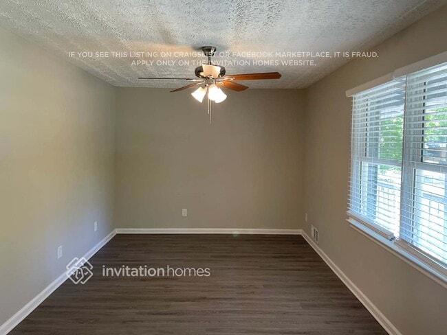 Building Photo - 1433 Dewberry Trail