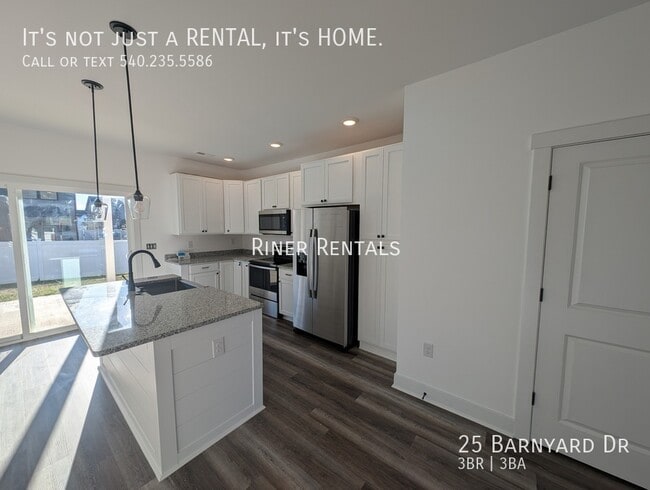 Photo - 25 Barnyard Dr Townhome