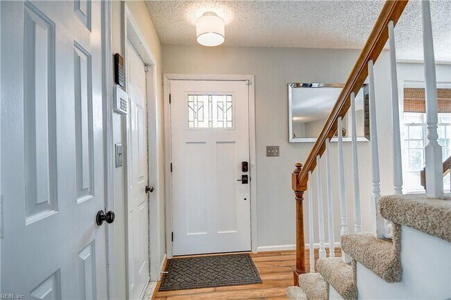 Foto del edificio - FOR RENT - OCEAN LAKES, VIRGINIA BEACH