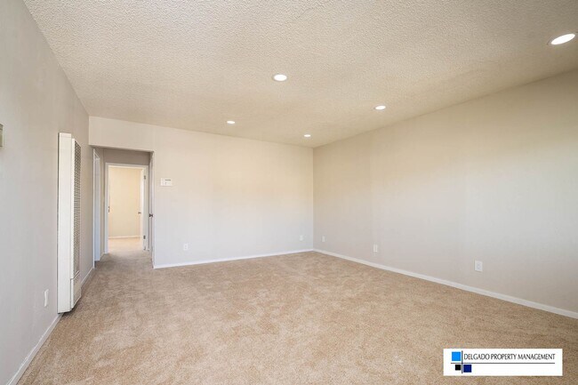 Foto del edificio - Newly remodeled Benicia 1st Street condo