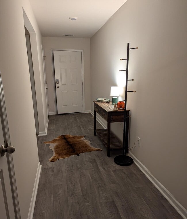 Front Hall - 4003 Calabash Ct