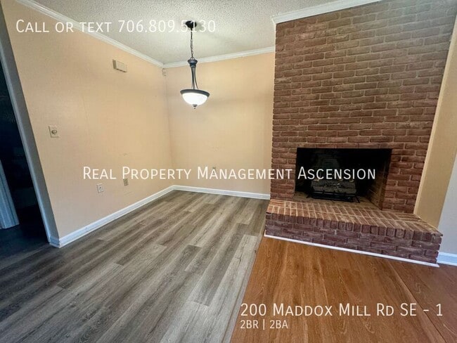 Building Photo - 200 Maddox Mill Rd SE
