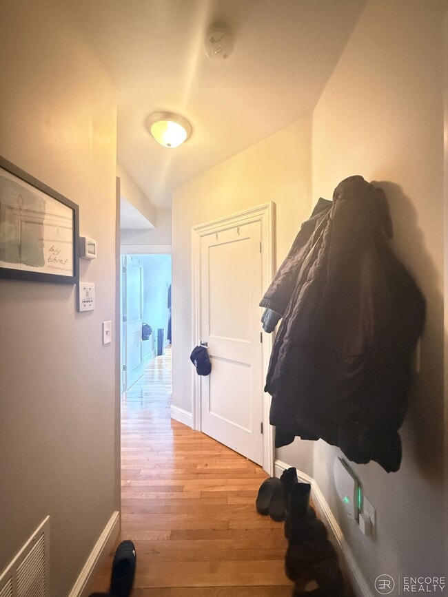 Building Photo - 20 JFK St. Unit 8