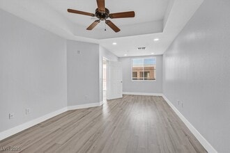 Building Photo - 31 E Agate Ave