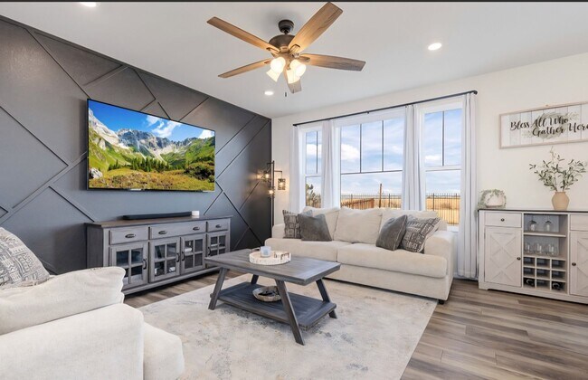 Foto del edificio - Charming 3BR House in Aurora
