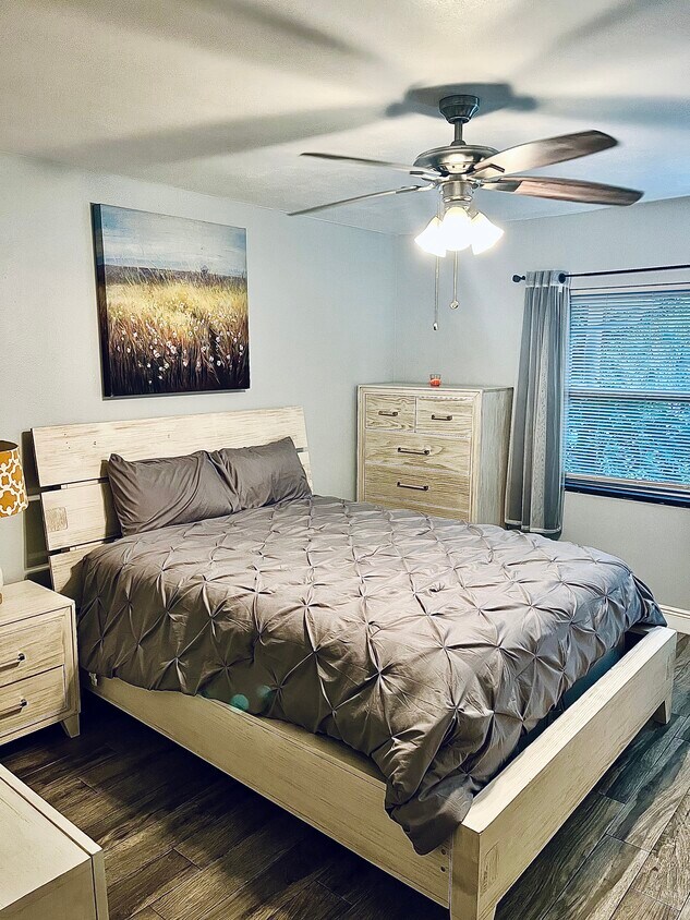 Foto principal - 903 Bear Lake Rd