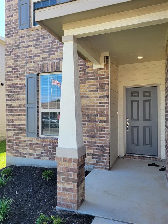 Foto del edificio - 2104 Cliffbrake Wy