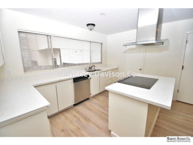 Foto del edificio - 115 Westridge Dr