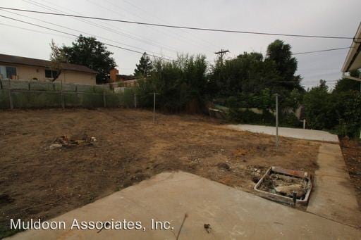 Building Photo - 1604 Rosemont Dr