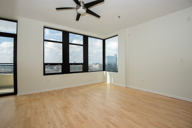Foto del edificio - 1255 S State St