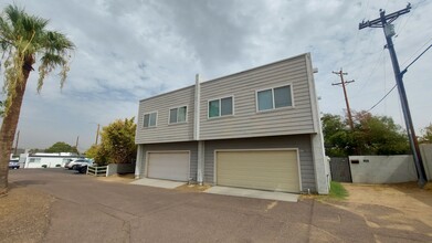Building Photo - 1728 E Ocotillo Rd