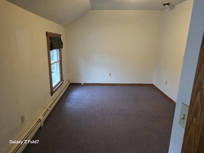 Building Photo - 57 Crescent St