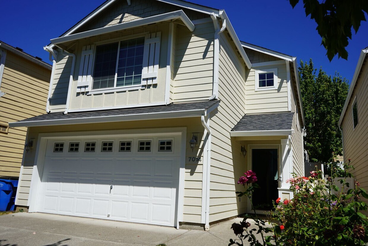 Photo - Newer Orchard Hill 2 Story Home for Lease near Vancouver Mall - 7014 NE 55th St