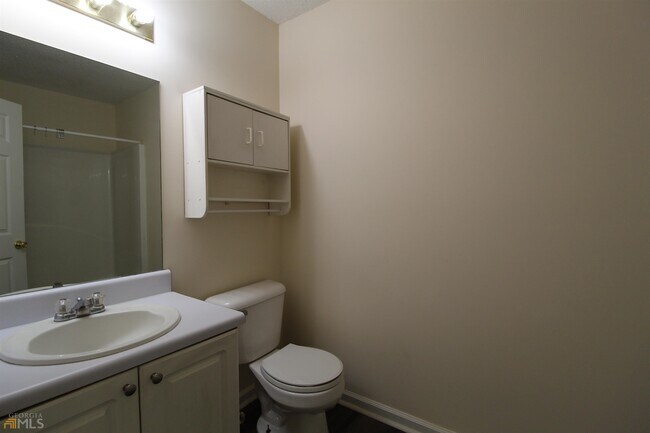 Building Photo - 44 Northridge Dr