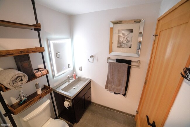 Building Photo - 2 br, 1 bath Duplex - 518 Emeline Avenue A