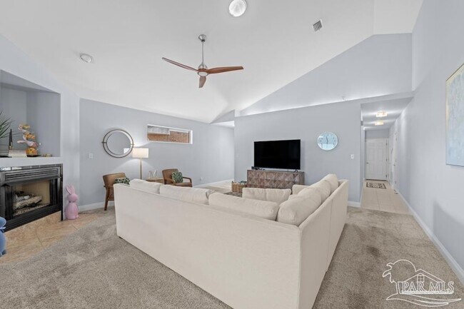 Foto del edificio - 1344 Greenvista Ln