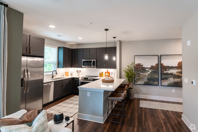 Kelby Farms - Kelby Farms Apartments
