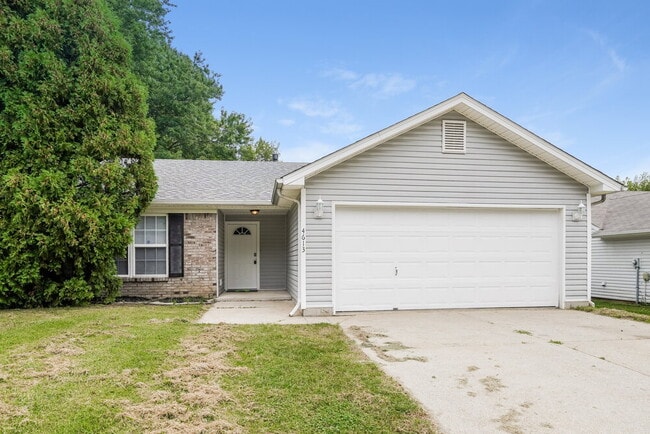 Building Photo - 4613 Lunenburg Dr